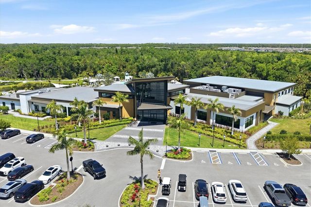 9303 STARRY NIGHT AVENUE, Sarasota, FL 34241