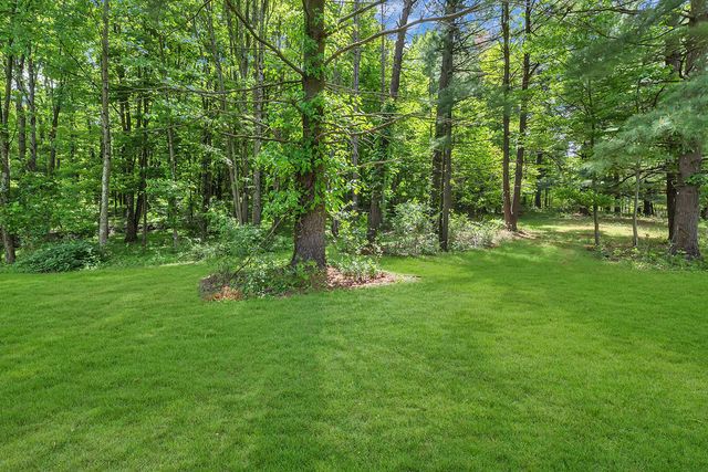 106 Davis Lane, New Sewickley Twp, PA 15042