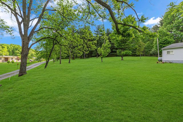 106 Davis Lane, New Sewickley Twp, PA 15042