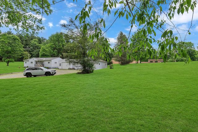106 Davis Lane, New Sewickley Twp, PA 15042