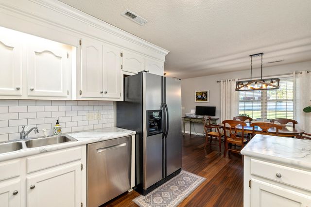 1513 Loblolly Drive, Manning, SC 29102