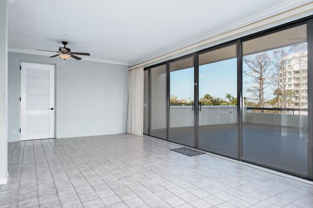 8 BELLEVIEW BOULEVARD 108, Belleair, FL 33756