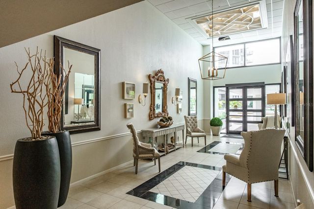 8 BELLEVIEW BOULEVARD 108, Belleair, FL 33756