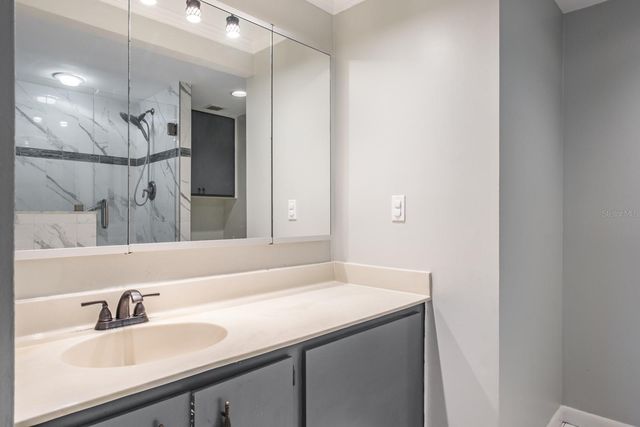 8 BELLEVIEW BOULEVARD 108, Belleair, FL 33756