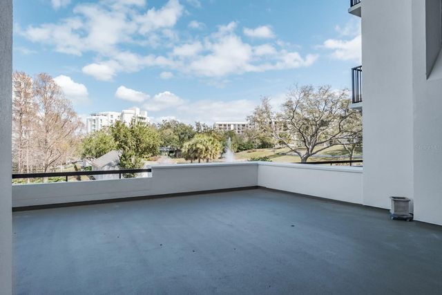 8 BELLEVIEW BOULEVARD 108, Belleair, FL 33756