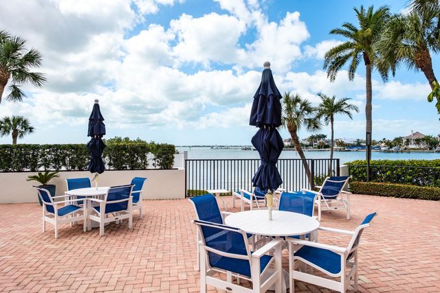 8 BELLEVIEW BOULEVARD 108, Belleair, FL 33756