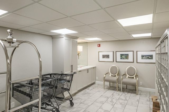 8 BELLEVIEW BOULEVARD 108, Belleair, FL 33756