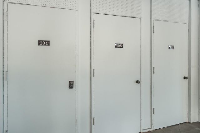 8 BELLEVIEW BOULEVARD 108, Belleair, FL 33756