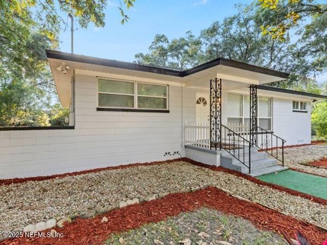 1330 EDDY Road, Jacksonville, FL 32211