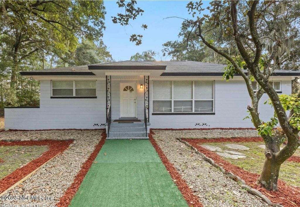 1330 EDDY Road, Jacksonville, FL 32211