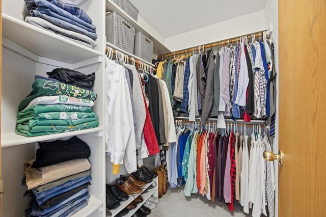 2819 33rd Street S, Fargo, ND 58103