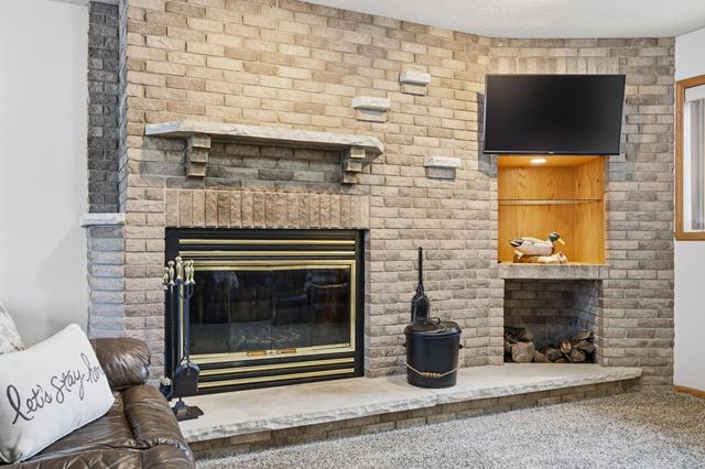 2819 33rd Street S, Fargo, ND 58103