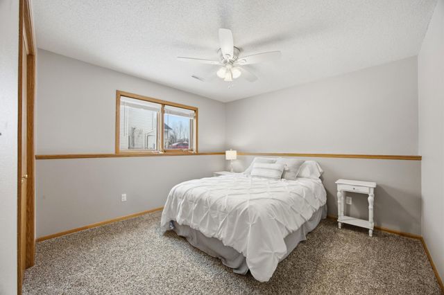 2819 33rd Street S, Fargo, ND 58103