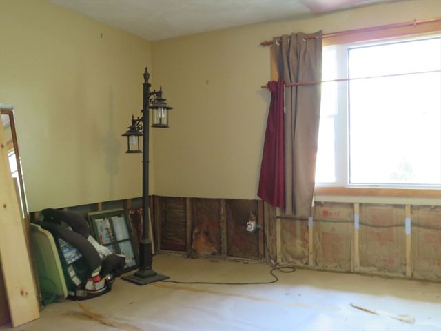 190 Kevin Rd, Brockton, MA 02302