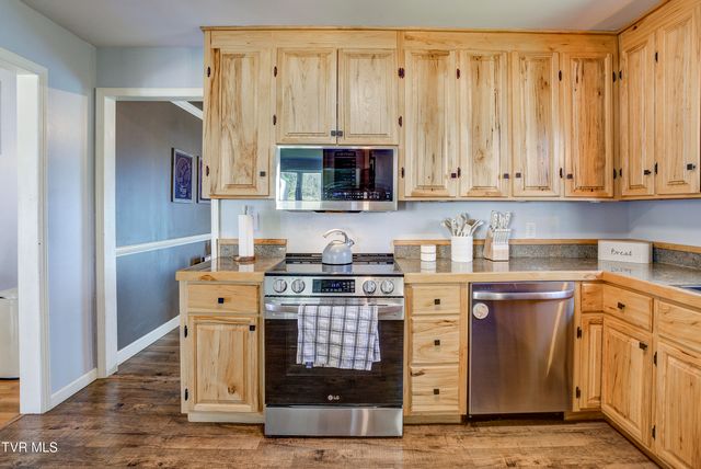 156 Cobble Lane, Greeneville, TN 37743
