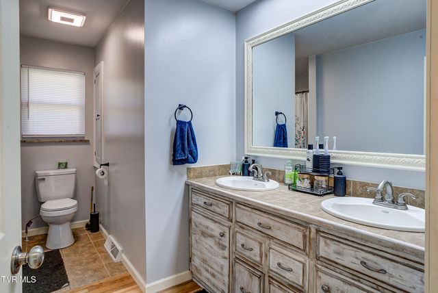 156 Cobble Lane, Greeneville, TN 37743