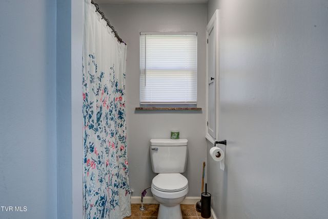 156 Cobble Lane, Greeneville, TN 37743