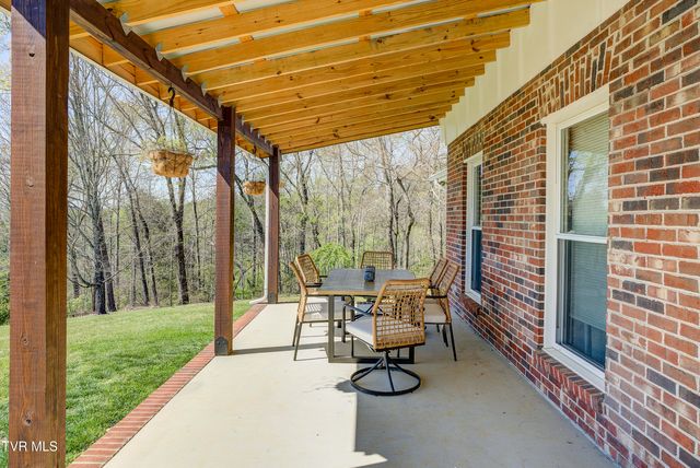 156 Cobble Lane, Greeneville, TN 37743