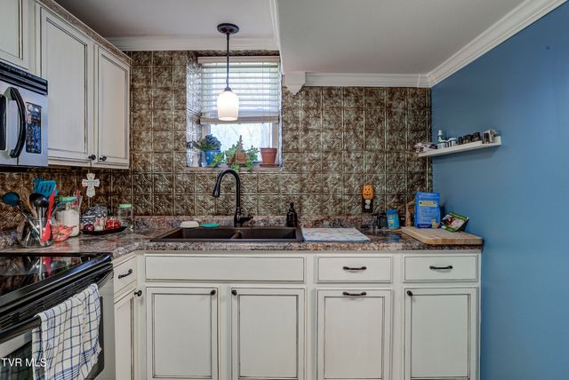 156 Cobble Lane, Greeneville, TN 37743