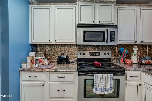 156 Cobble Lane, Greeneville, TN 37743