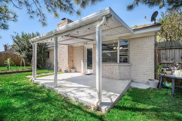 12031 Mulholland Drive, Meadows Place, TX 77477