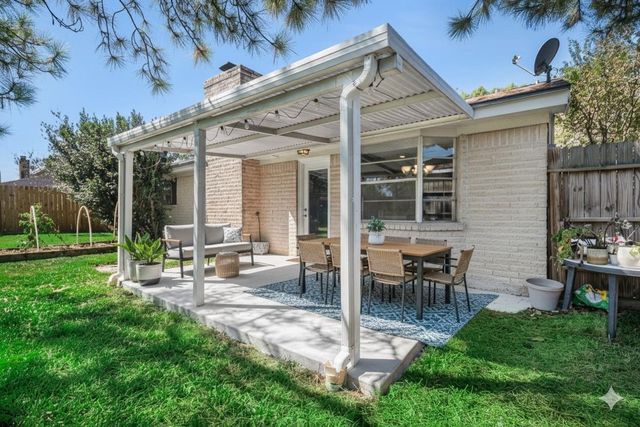 12031 Mulholland Drive, Meadows Place, TX 77477