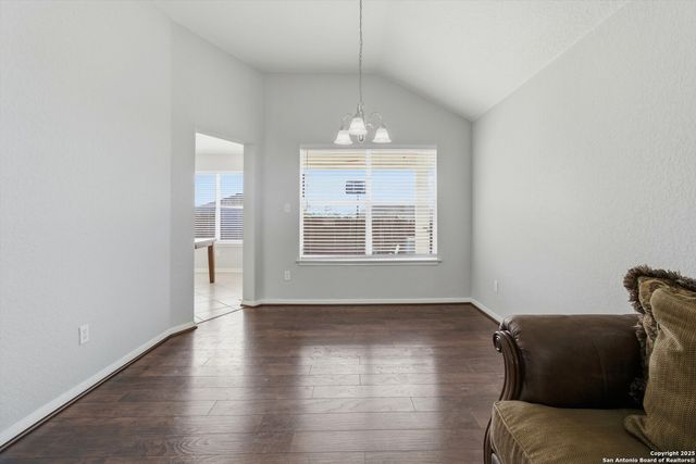 8242 Pioneer Oak, Converse, TX 78109