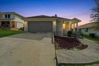 8242 Pioneer Oak, Converse, TX 78109