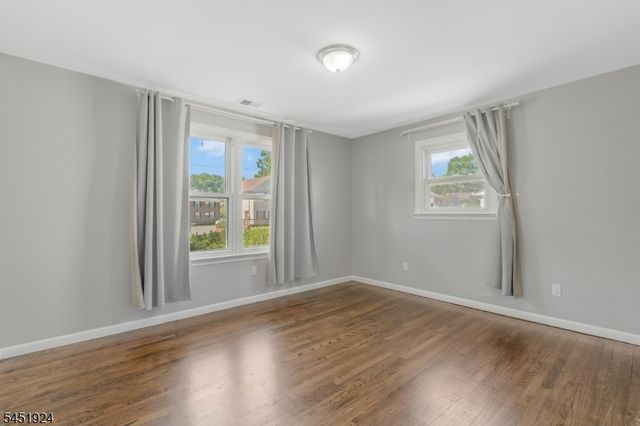 122 Mercer St, Somerville Boro, NJ 08876