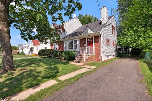 122 Mercer St, Somerville Boro, NJ 08876