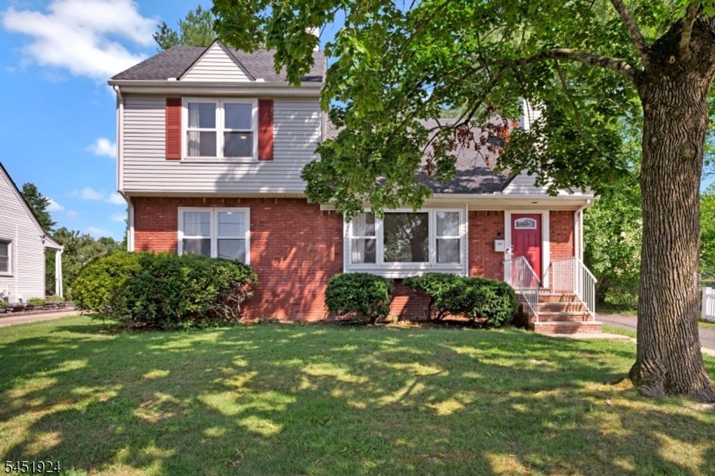 122 Mercer St, Somerville Boro, NJ 08876