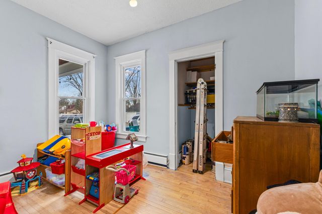 237 Cypress Street S, Cambridge, MN 55008