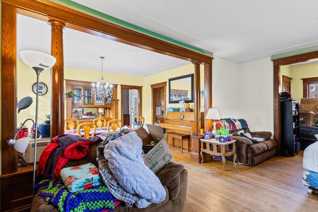 237 Cypress Street S, Cambridge, MN 55008