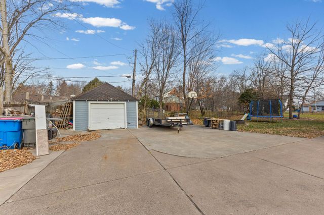 237 Cypress Street S, Cambridge, MN 55008