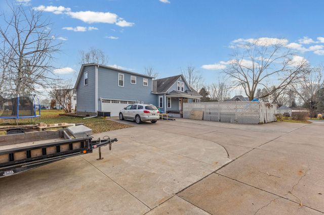 237 Cypress Street S, Cambridge, MN 55008