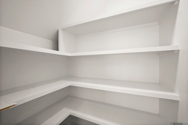 3236 Creekmere Ln, Saint George, LA 70810