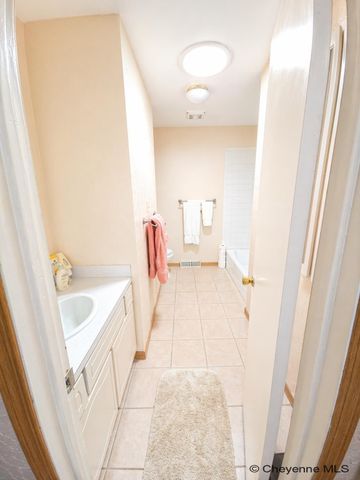 710 VANDEHEI AVE, Cheyenne, WY 82009