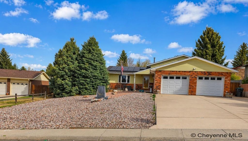 710 VANDEHEI AVE, Cheyenne, WY 82009
