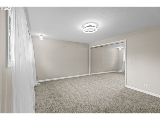 18195 Sw CHEYENNE Way, Tualatin, OR 97062