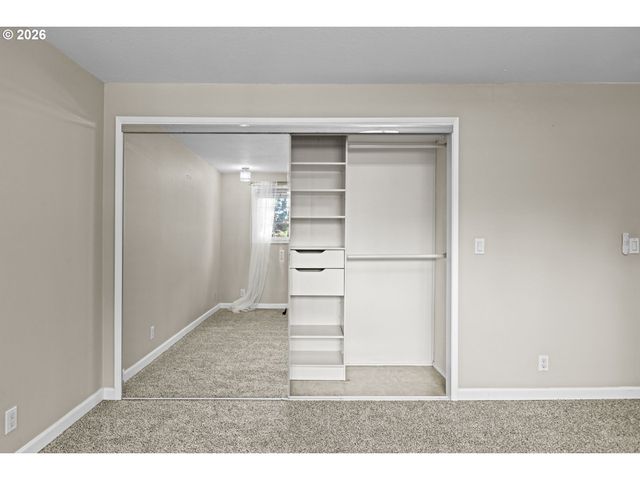 18195 Sw CHEYENNE Way, Tualatin, OR 97062