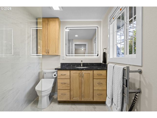 18195 Sw CHEYENNE Way, Tualatin, OR 97062