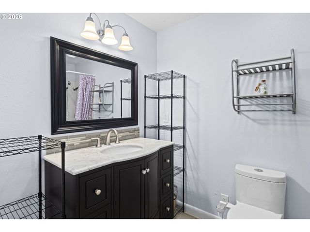 18195 Sw CHEYENNE Way, Tualatin, OR 97062