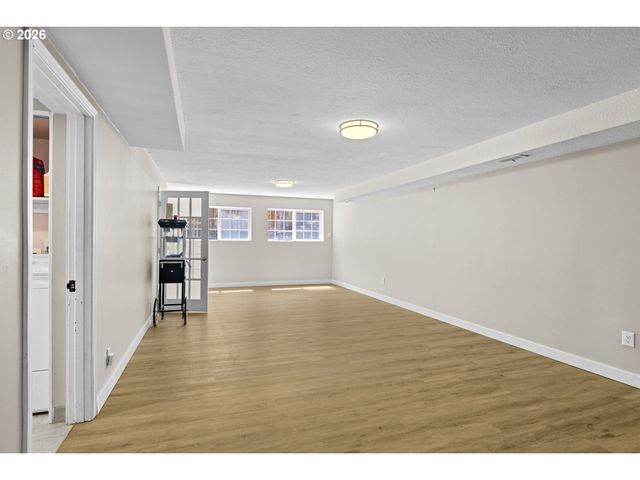 18195 Sw CHEYENNE Way, Tualatin, OR 97062