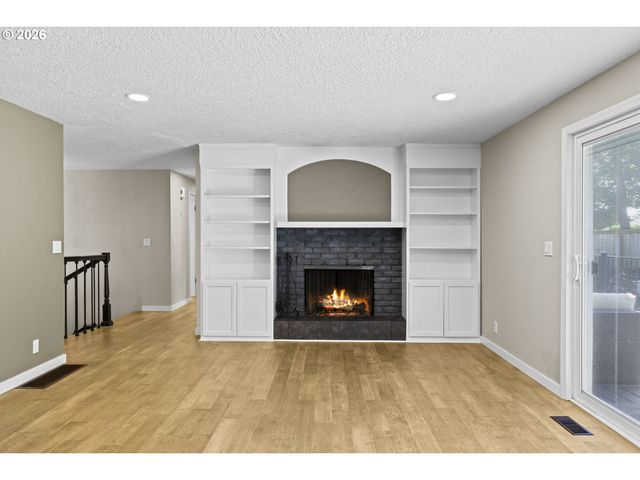 18195 Sw CHEYENNE Way, Tualatin, OR 97062
