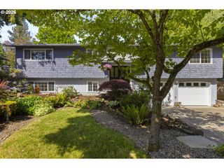 18195 Sw CHEYENNE Way, Tualatin, OR 97062