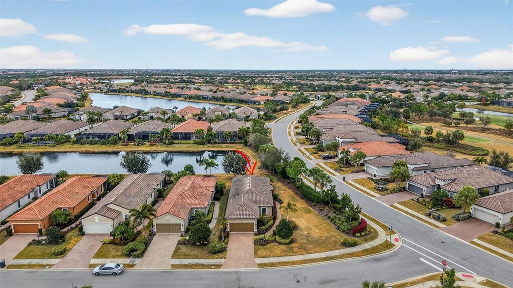 Image 30 of property listing at 13211 PRIMA DRIVE, Bradenton, FL 34211