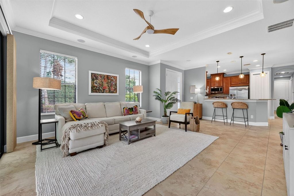 Image 4 of property listing at 13211 PRIMA DRIVE, Bradenton, FL 34211