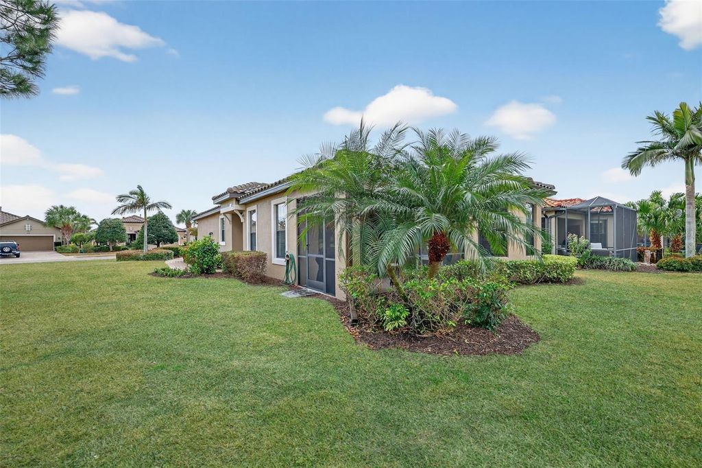 Image 35 of property listing at 13211 PRIMA DRIVE, Bradenton, FL 34211