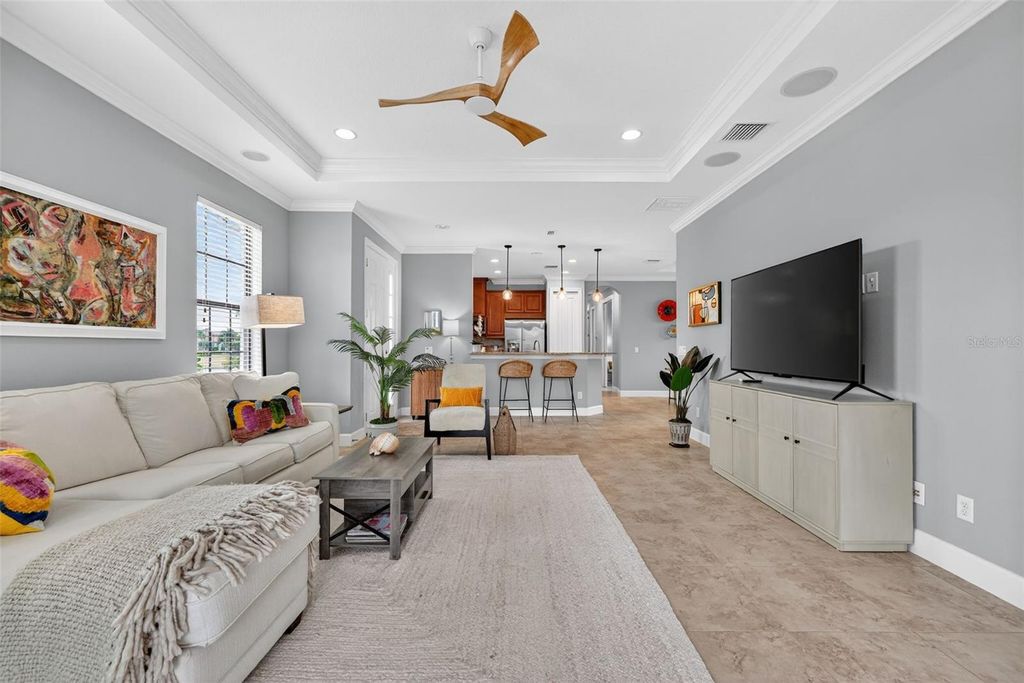 Image 6 of property listing at 13211 PRIMA DRIVE, Bradenton, FL 34211