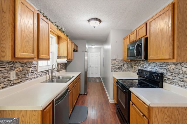 305 Centerpoint Road, Bremen, GA 30110